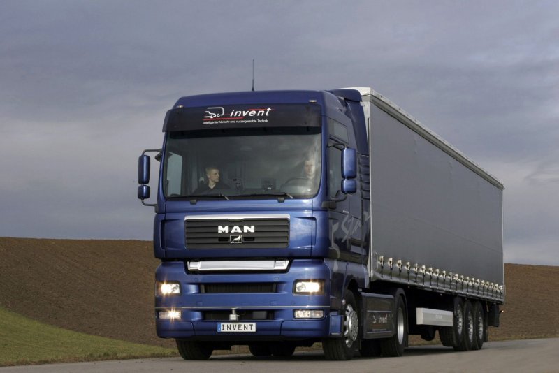 Ман TGX 2012