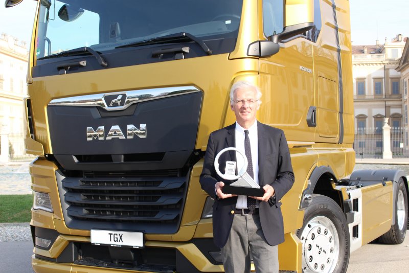Грузовик man TGX 2020
