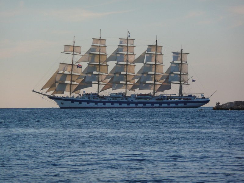 Грузовые парусные корабли