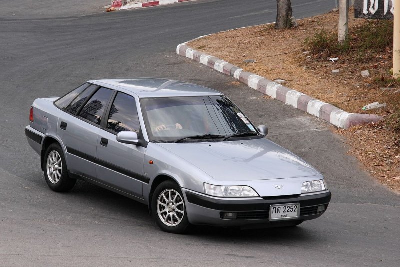 Машина Daewoo espero