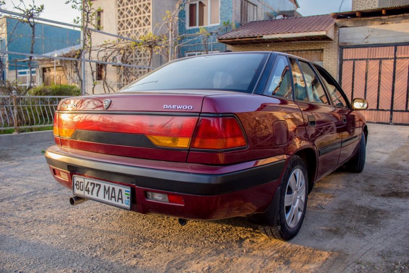 Daewoo espero 2.0 черный