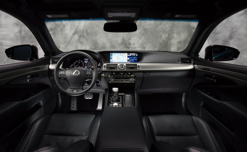 Lexus лс 460 Interior