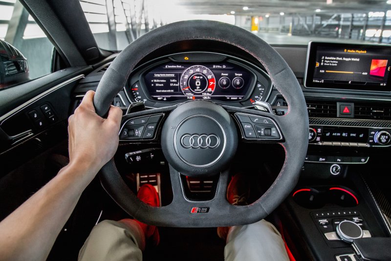 Audi rs5 Steering Wheel