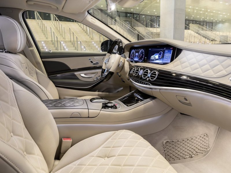 Mercedes-Maybach s 560