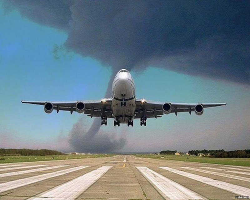 Боинг 747 посадка