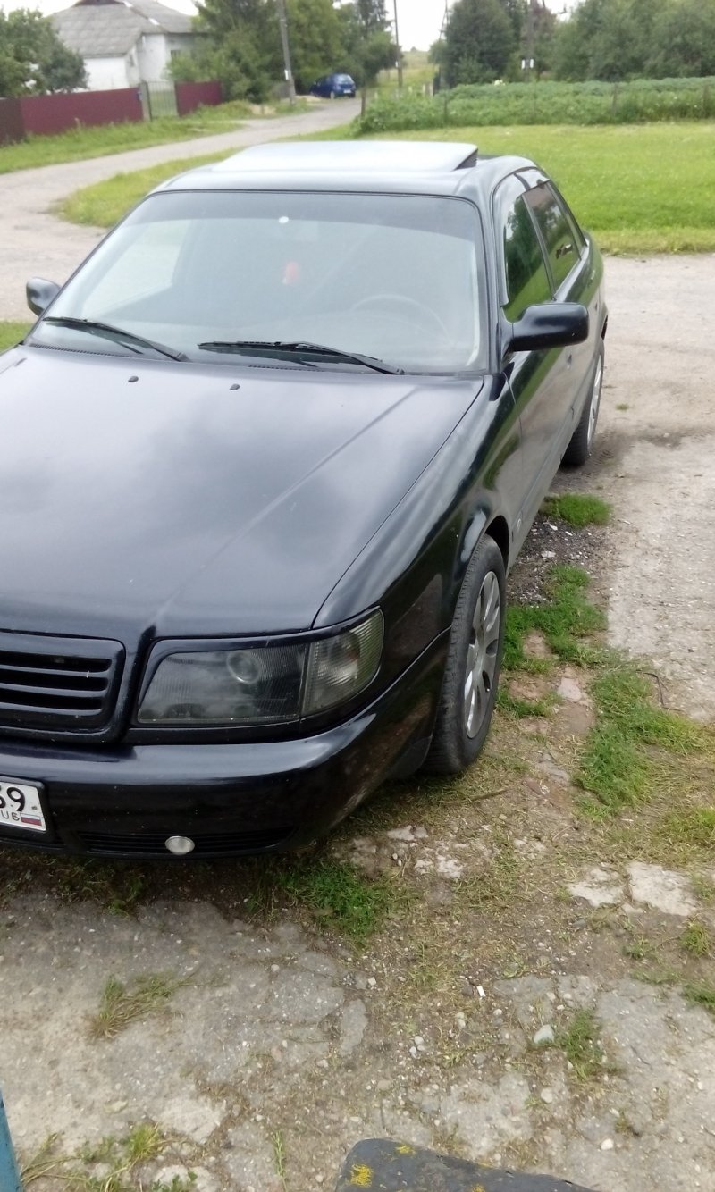 Ауди 100 1992 чёрный