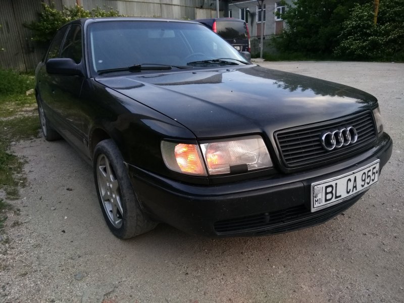 Audi 100 c4 r19