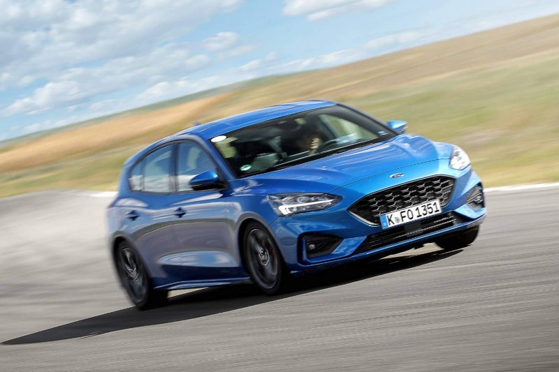 Ford Focus 4 хэтчбек