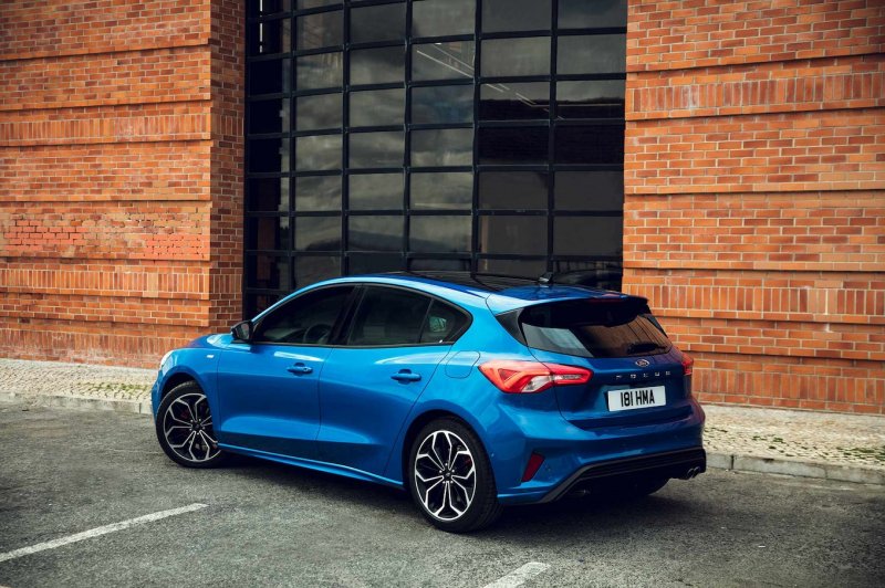 Ford Focus 4 хэтчбек