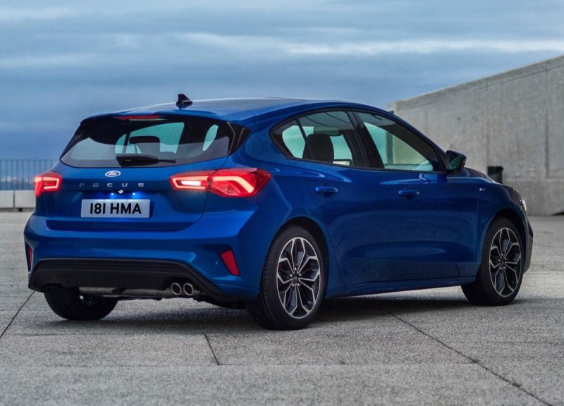 Ford Focus 4 хэтчбек 2018