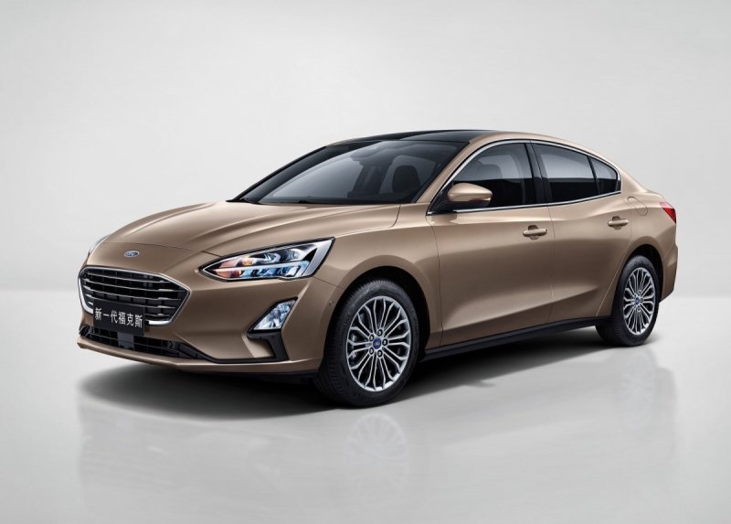 Ford Focus sedan 2020