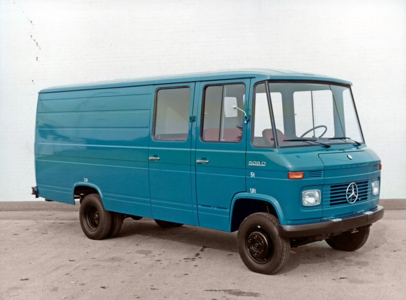 Mercedes-Benz 508d фургон