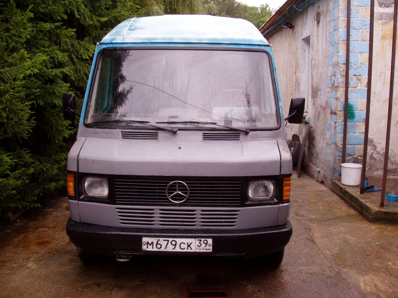 Мерседес Бенц 410д
