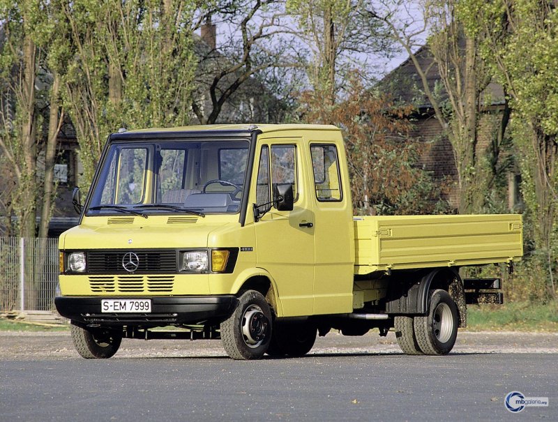 Mercedes t1