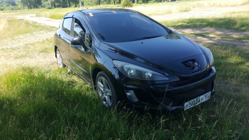 Peugeot 308 i