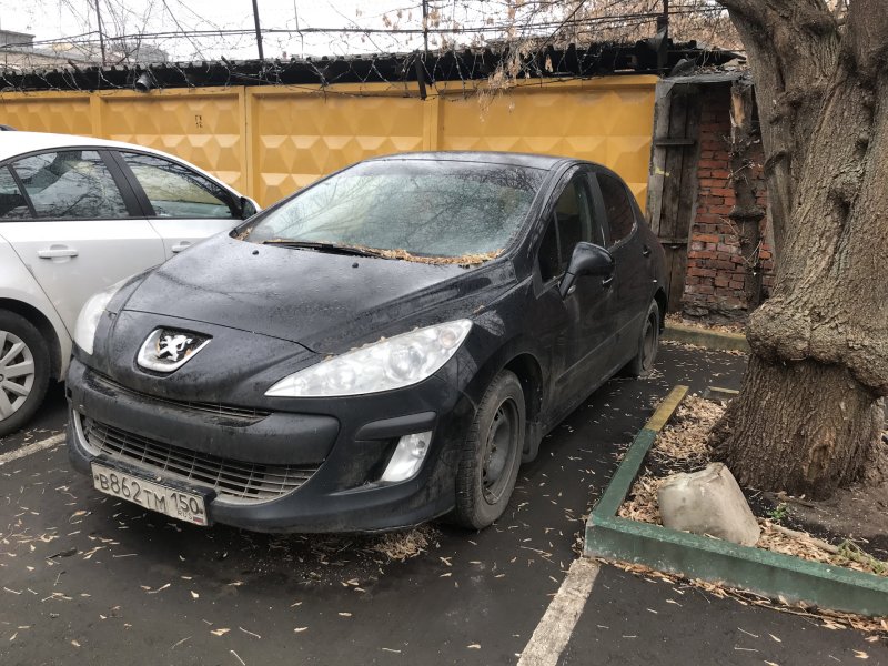 Peugeot 308 i