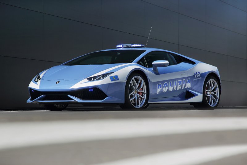Lamborghini LP 610-4 Huracan Police car