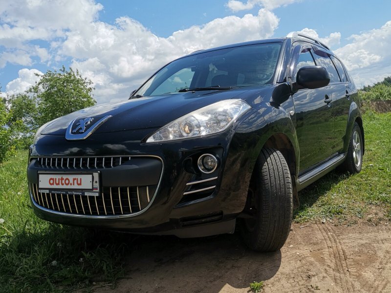 Подиумы Peugeot 4007