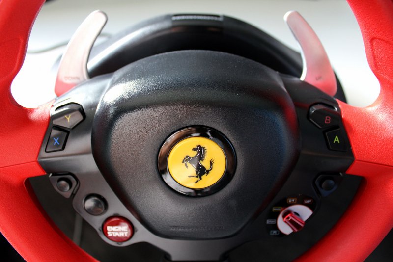 Какая Ferrari была в песне и проблема