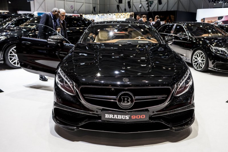 Mercedes Benz Brabus 900