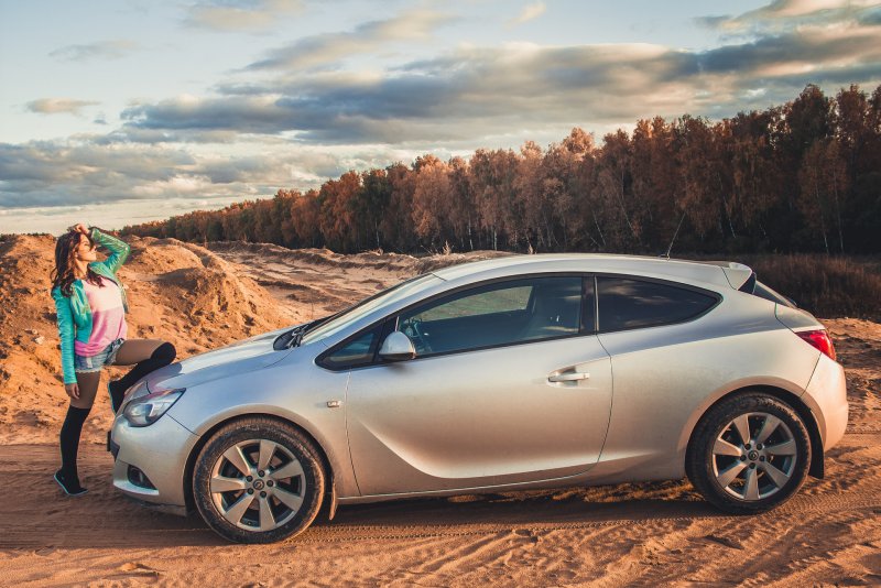 Opel Astra GTC 1.4