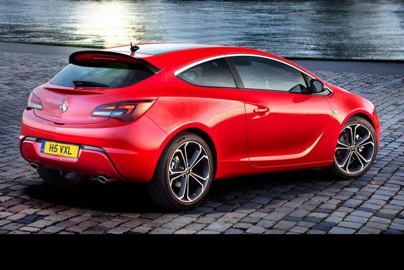 Opel Astra GTC 2021