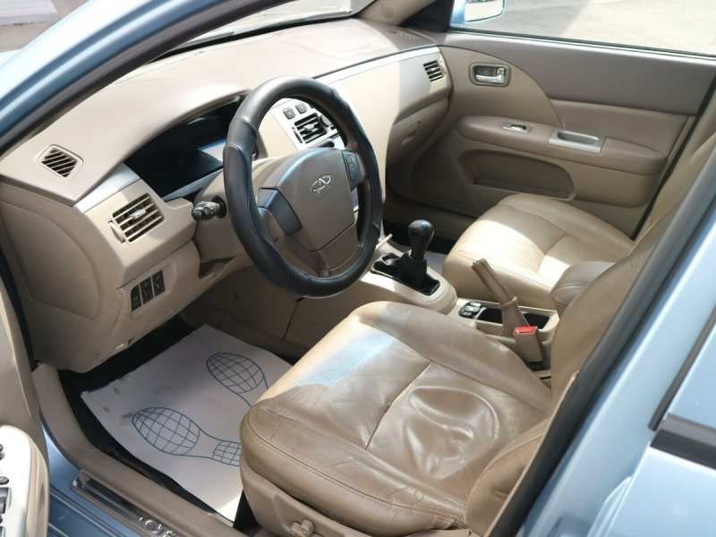 Chery fora 2006 салон