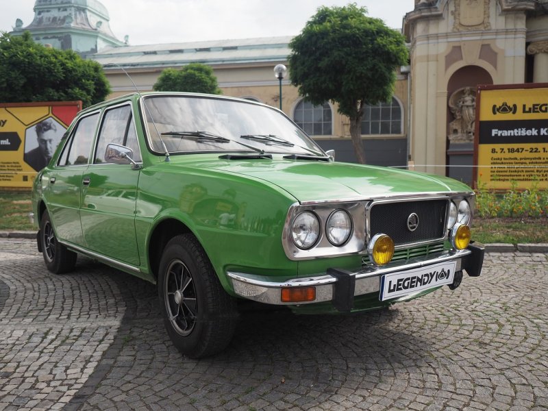 Старая Шкода 650е