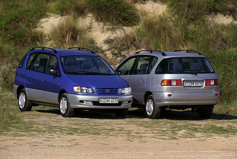 Toyota Picnic 1999