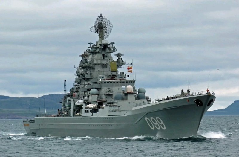Американский и английский авианосец