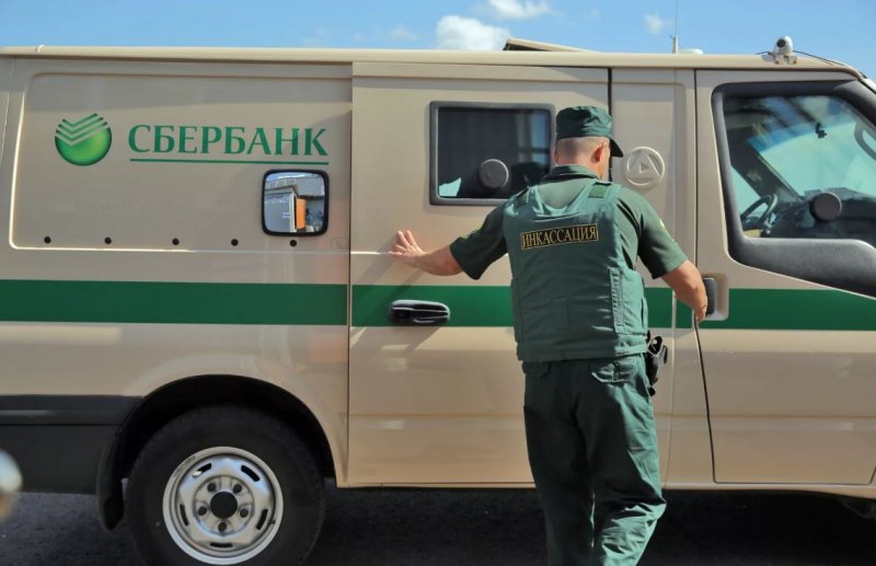 Volkswagen Caddy инкассатор