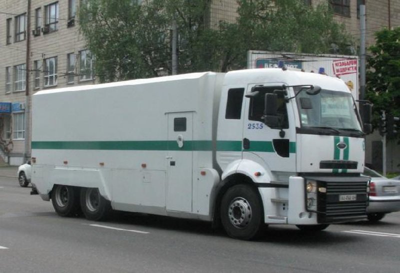 Форд броневик инкассация