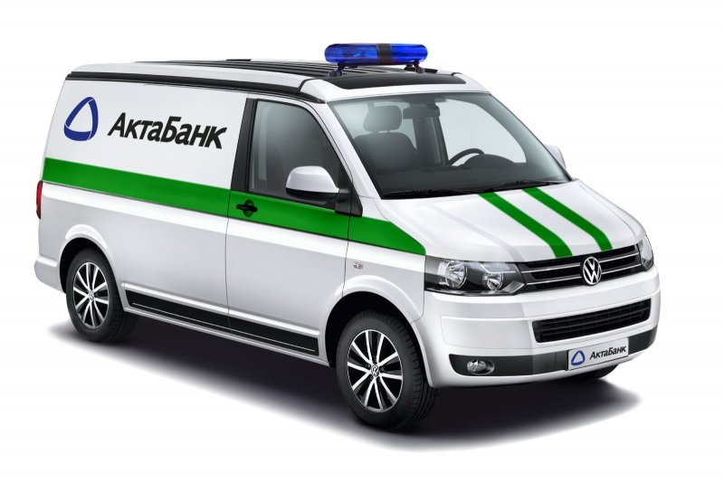 Инкассаторский автомобиль