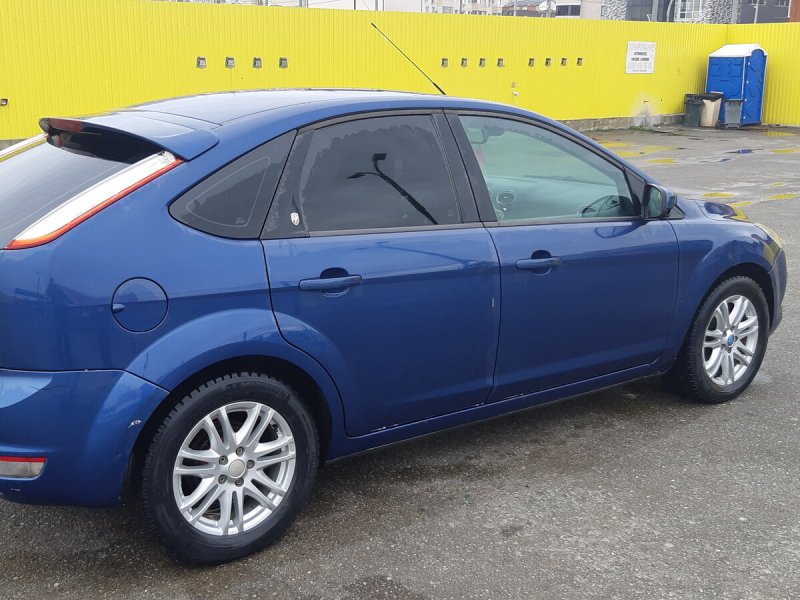 Ford Focus 2 синий