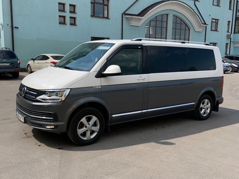 VW Multivan 6.1