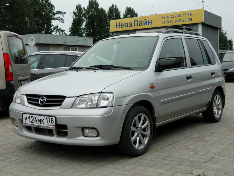 Мазда Демио 1. 2002