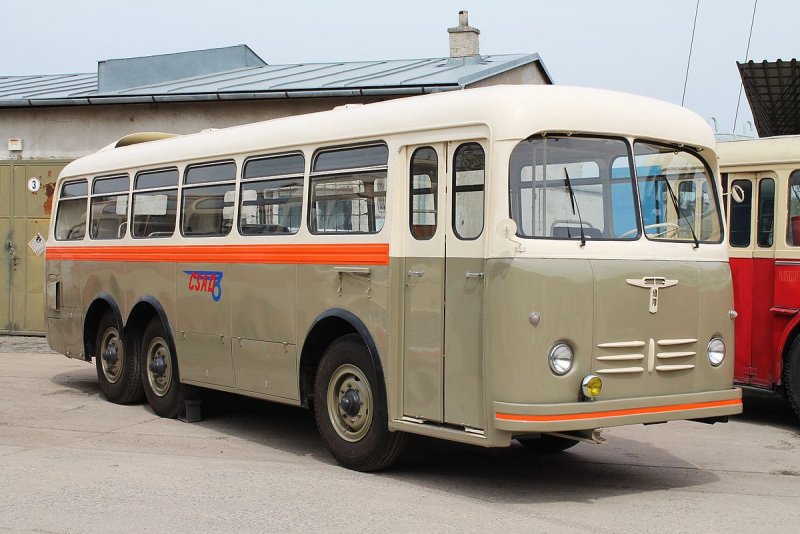 Tatra 500