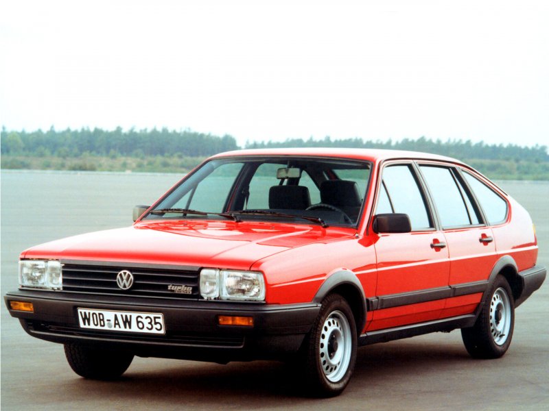 Volkswagen b2 универсал