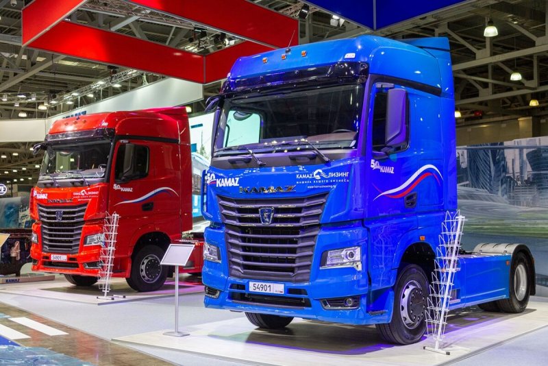 Новый грузовик КАМАЗ 2020
