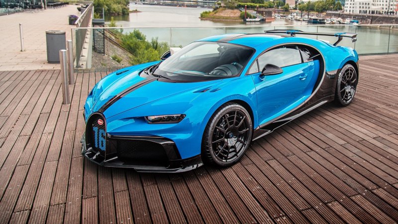 Bugatti Chiron super Sport 2021