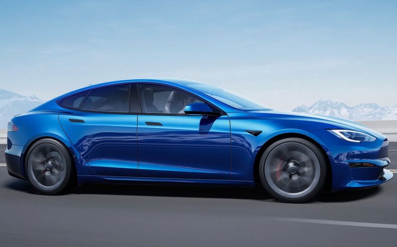 Tesla model s Plaid 2021