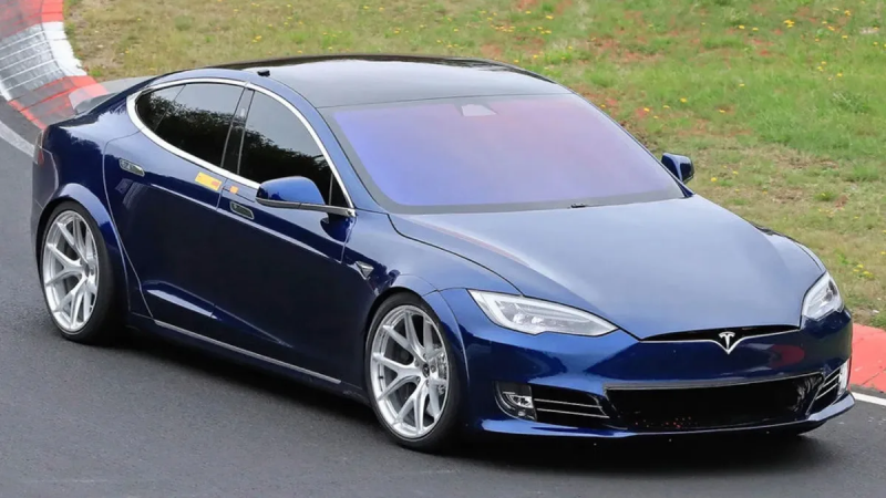 Tesla model s Plaid 2021