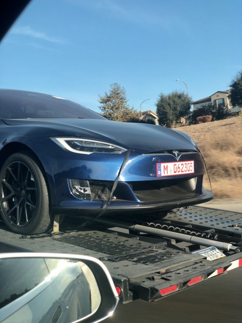 Tesla model s Plaid 2021