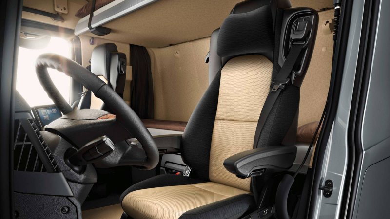 Mercedes Benz Actros 2016 салон