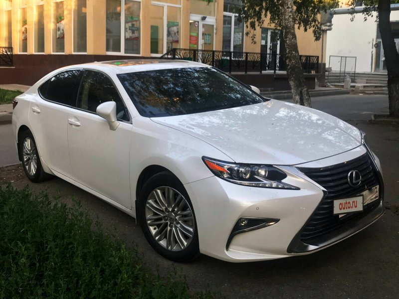 Lexus es 6