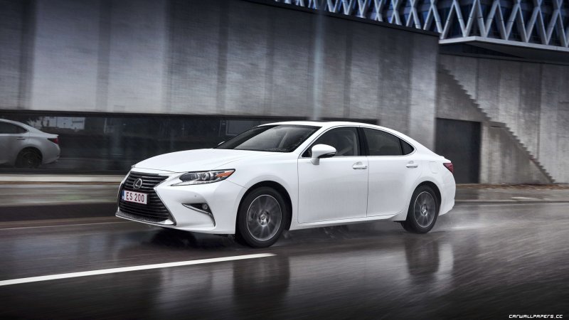 Lexus es 200