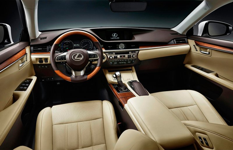 Lexus es 200 2015
