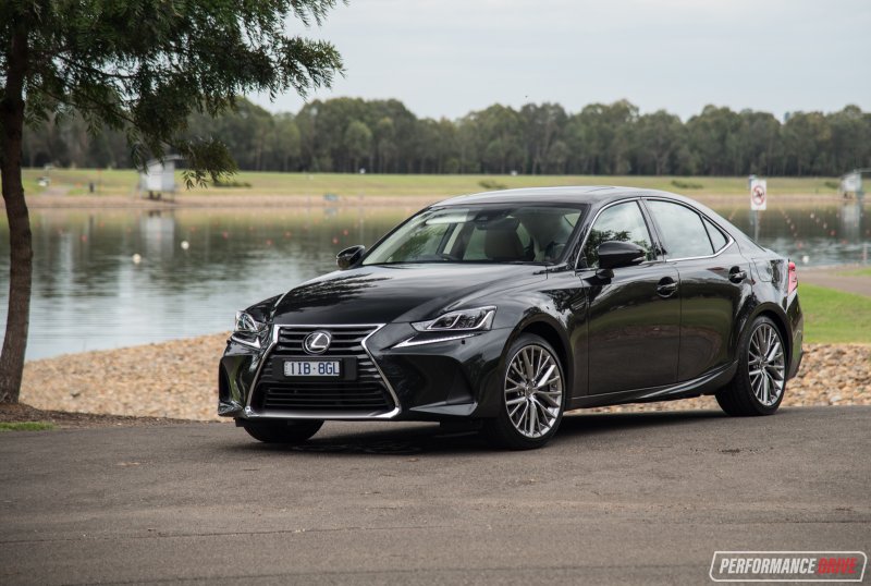 Lexus es 250 2020 белый