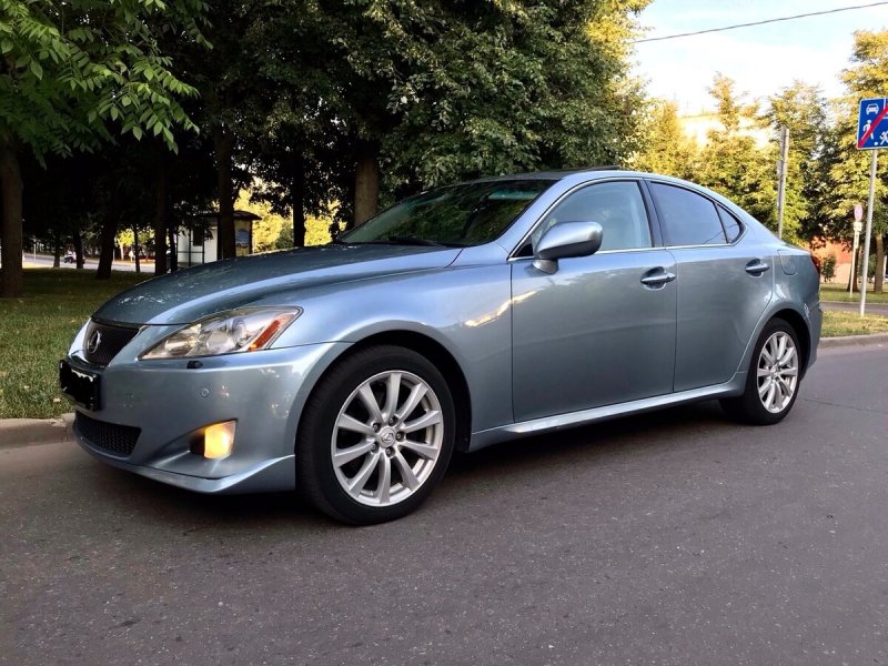 Lexus is 350 2014