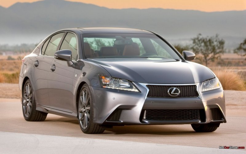 Lexus is II Рестайлинг 250